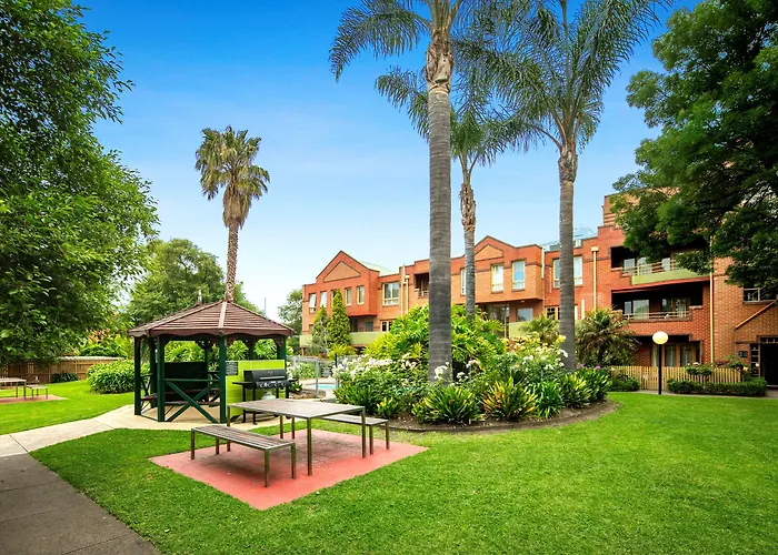 Comfort Apartments Royal Gardens