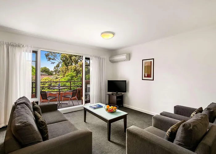 Comfort Apartments Royal Gardens